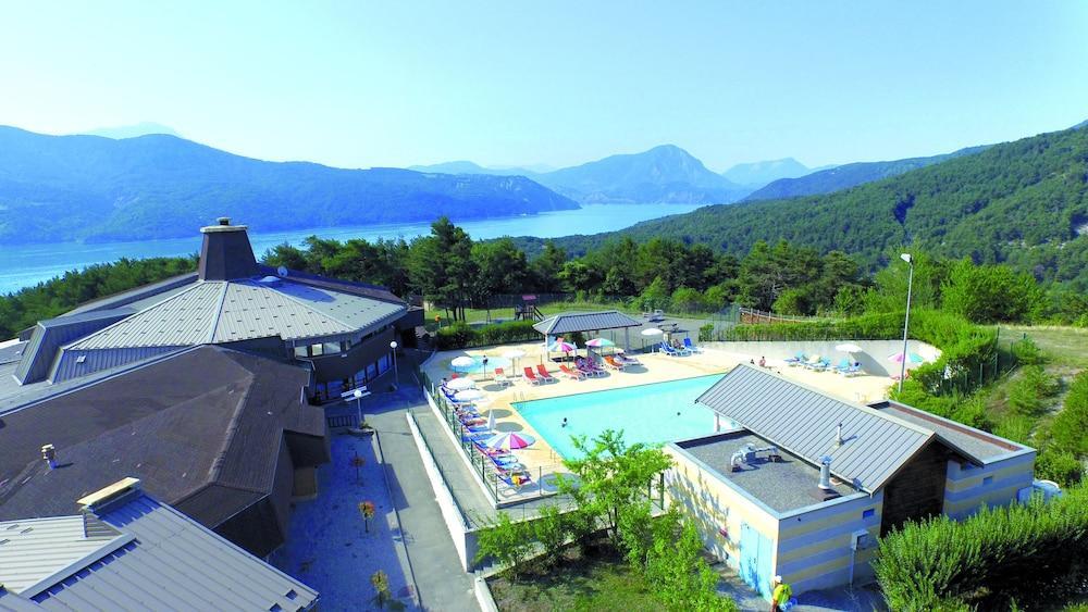 Vvf Lac De Serre-Poncon Chorges Exterior photo